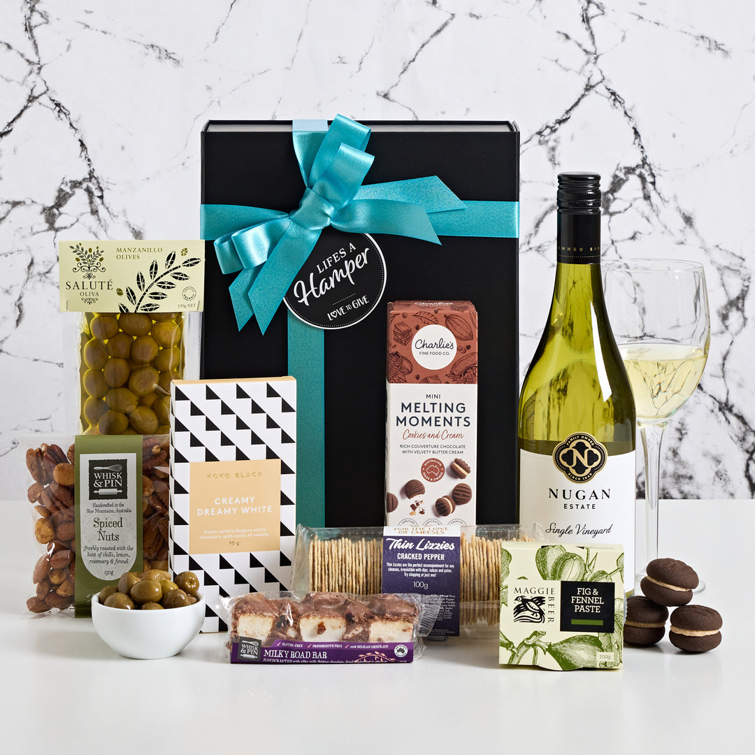 Drop of Pinot Grigio hamper is a popular white wine gift hamper for corporate clients. It includes a nice bottle of Pinot Grigio, Wondaree Macadamia Nuts, Koko Black Chocolate bar and Salute olives. This gift hamper makes a great client Christmas gift hamper.