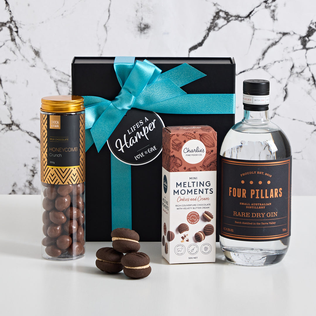 Four Pillars and Snacks Gift Hamper