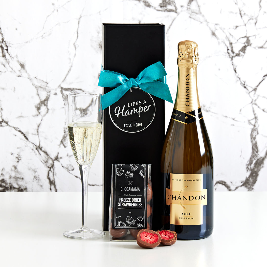 Chandon Gift hamper with melt in your mouth freeze dried starwberries